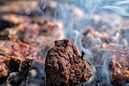 Nunes Parrilla, el cruce de fuegos argentino, uruguayo y brasileño que se come en diez butacas de San Pablo