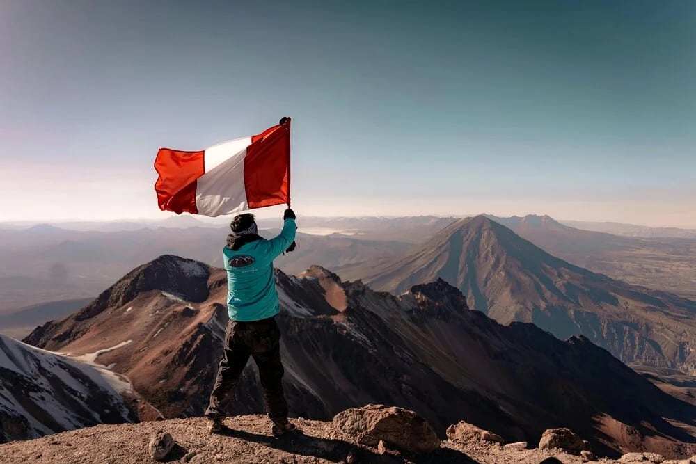 Arequipa, la Ciudad Blanca: tres volcanes, sillar y un órgano belga que todavía suena los domingos