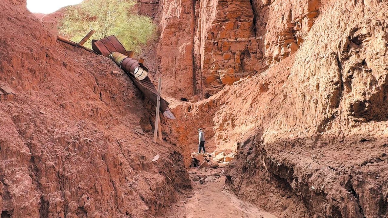 Hacia Virginia II: cuando el ripio, la arena y la memoria minera se cruzan en la Precordillera sanjuanina