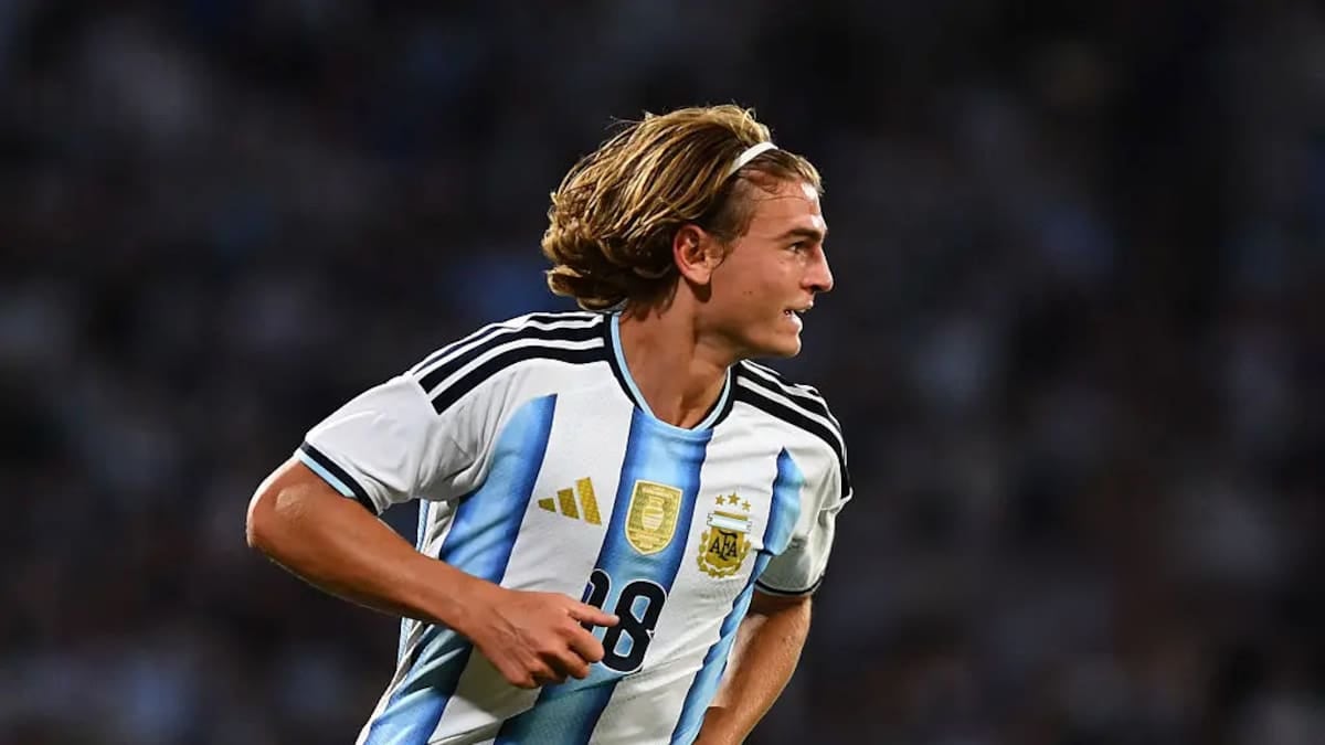 Córdoba, calor y dos goles: la Argentina de Scaloni se sacude el polvo del Mundial bajo insultos