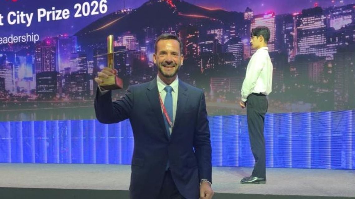 Escobar le tomó el pulso a la inteligencia artificial y ya cosecha premios en Corea del Sur