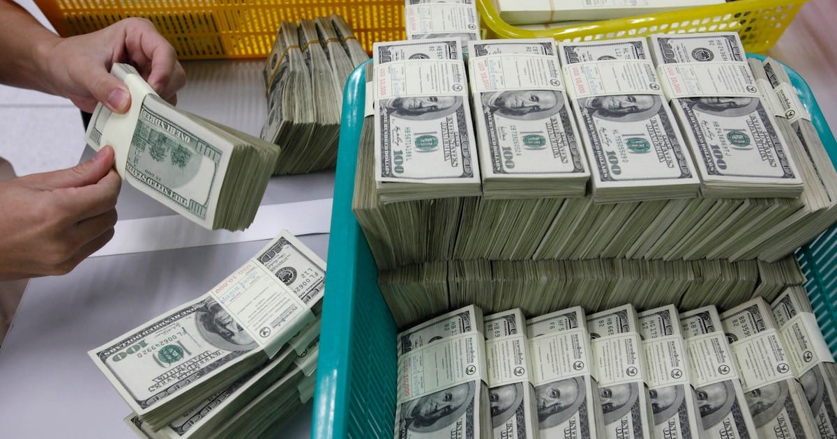 Dólar sin cambios en el Nación: la venta sigue en $1.540 y el blue se mantiene en $1.550