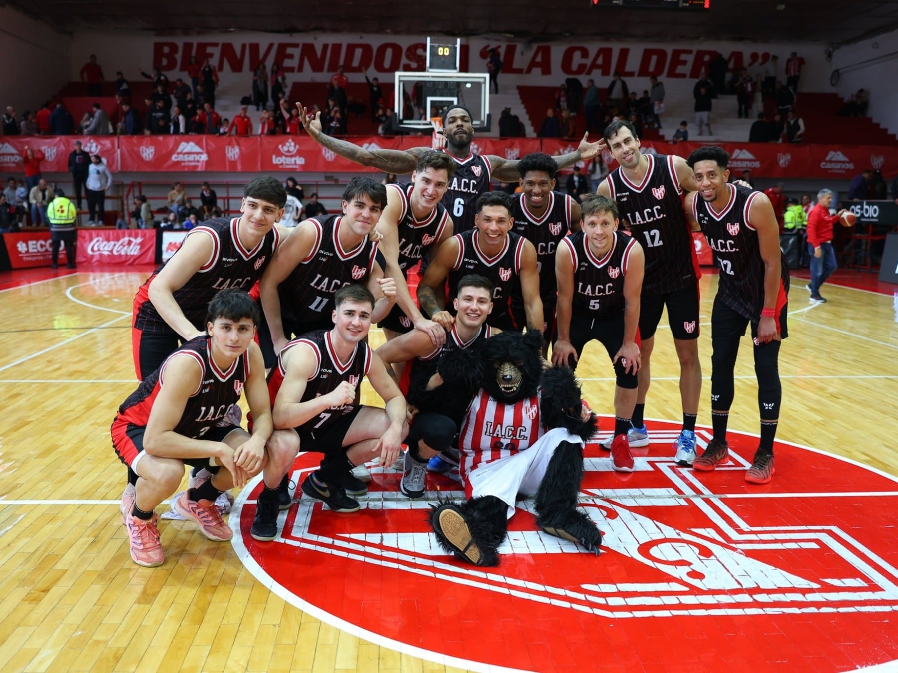 Instituto y Ferro regalaron una batalla que terminó con el corazón de Alta Córdoba latiendo más fuerte