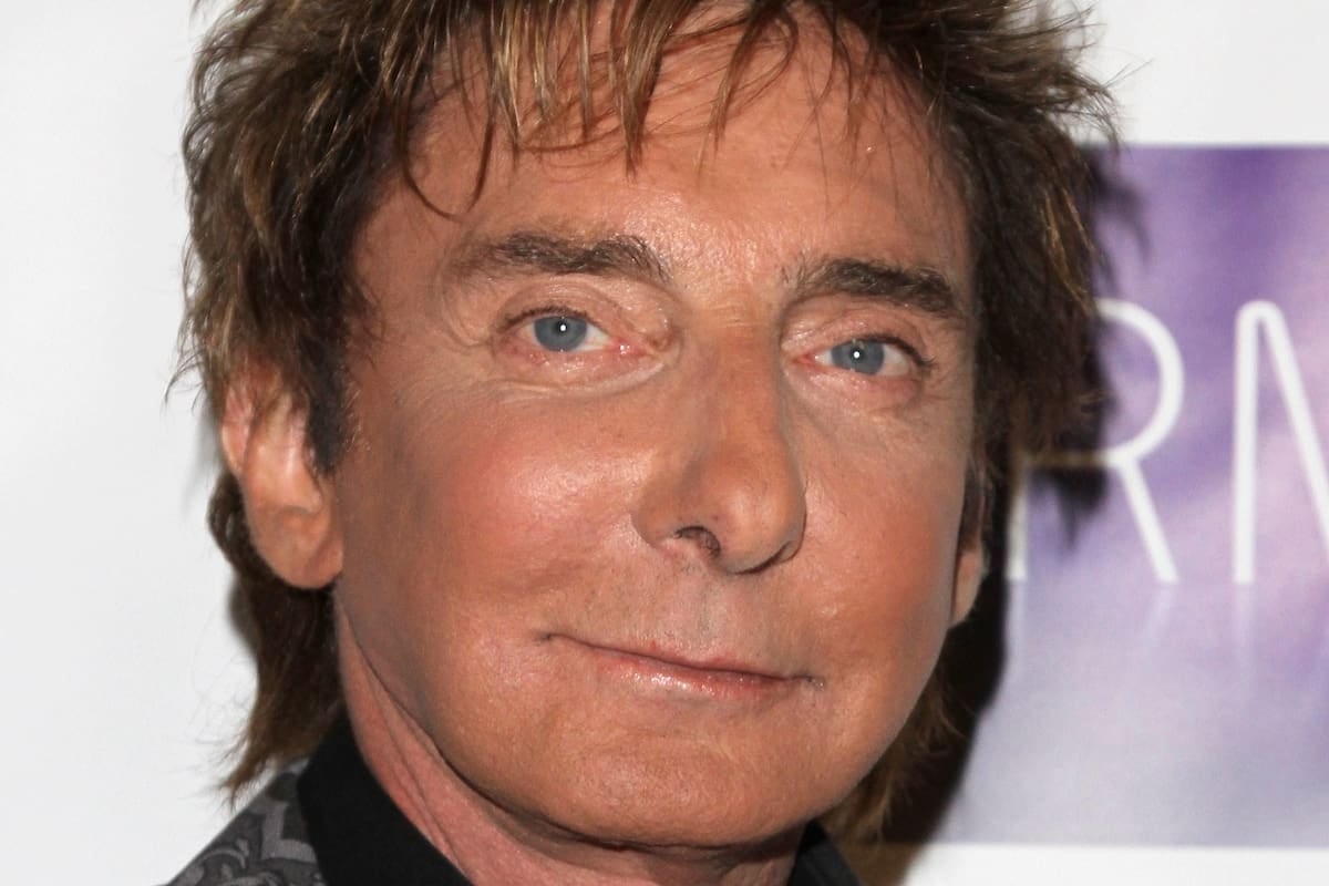 Barry Manilow, el show que no fue: una bronquitis lo bajó del escenario en Las Vegas y vuelve a encender las alarmas