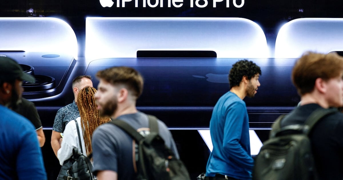 El precio de la inteligencia artificial: los chips que arman una computadora hoy son los mismos que arman un celular mañana