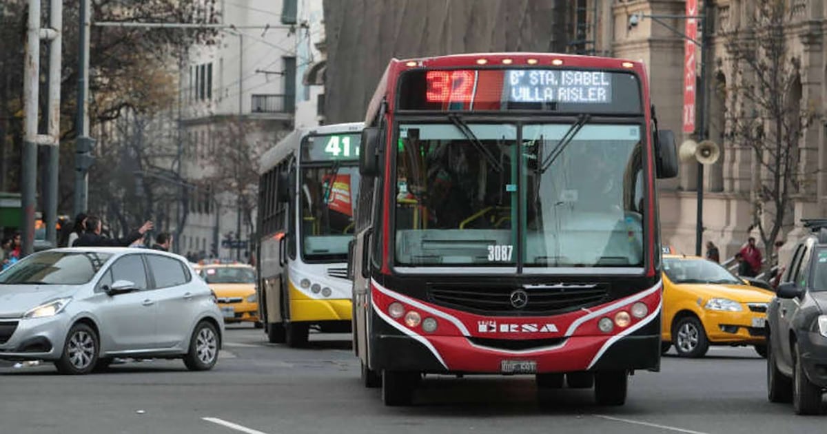 Pasaje que duele: en Pinamar el colectivo vale 3.176 pesos, cuatro veces más que en el AMBA