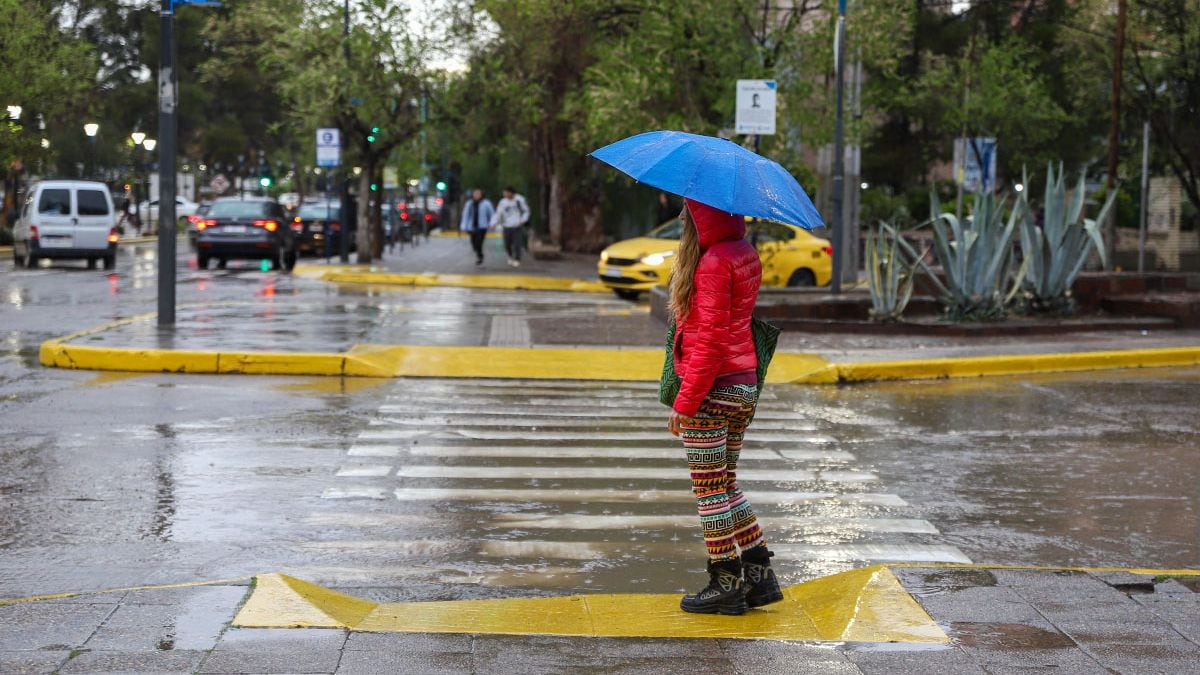 La tarde más temida en el interior neuquino: seis departamentos bajo alerta naranja por tormentas y granizo