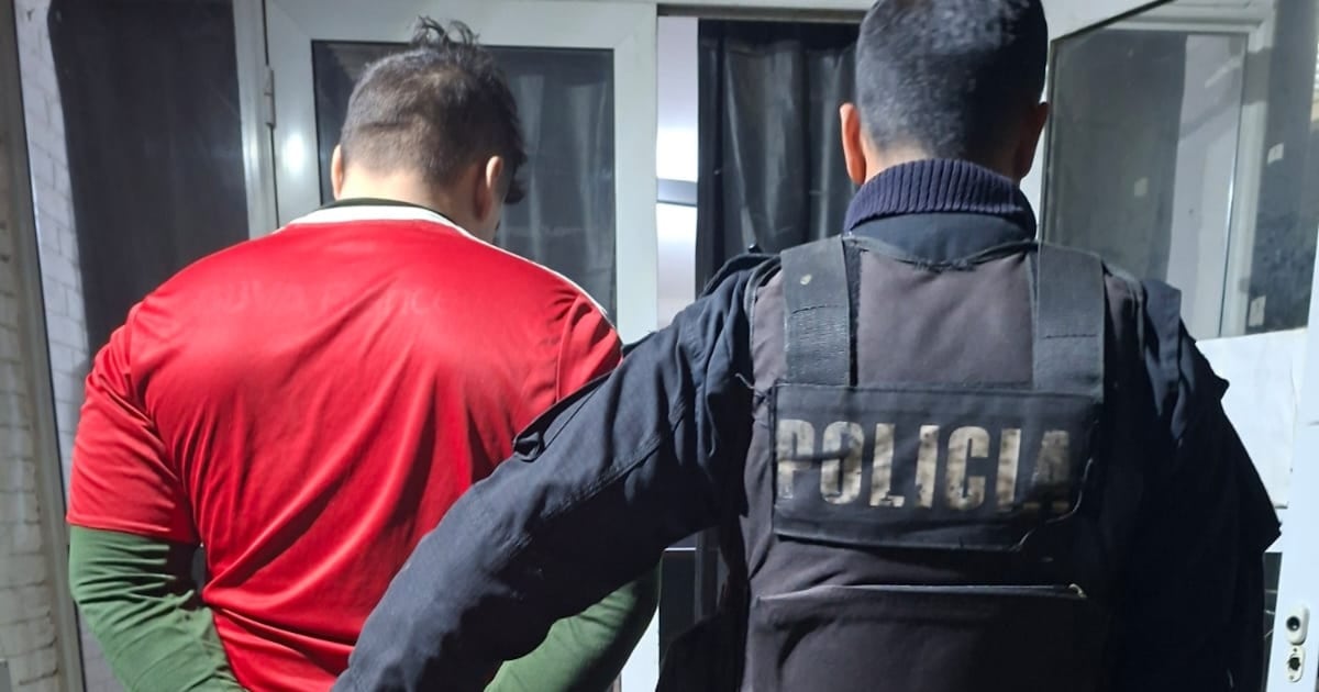 Rosario: un exagente exonerado quedó detenido por el femicidio de una joven en una pensión del noroeste