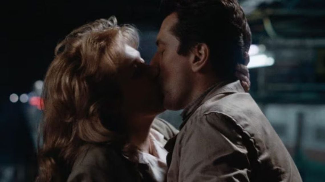 Cuando De Niro y Streep se animaron a un amor de oficina, de tren y de librería en Manhattan
