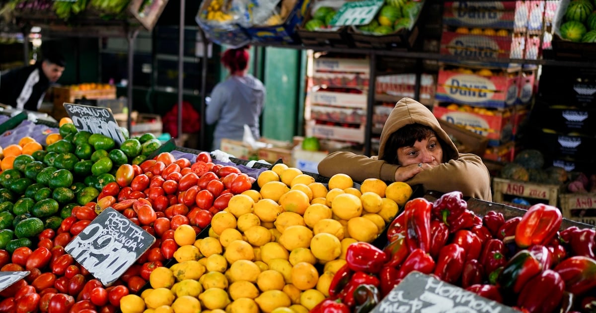 Septiembre dejó una mesa con fuertes contrastes: el tomate se disparó y la lechuga se abarató