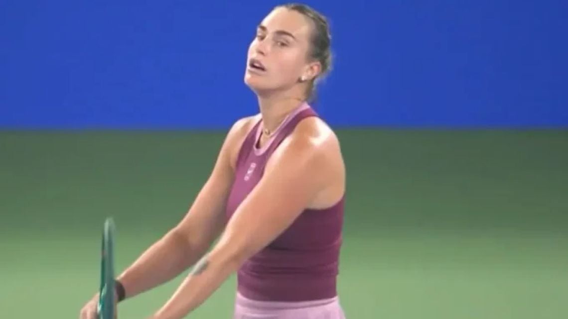 Li le bajó el telón a Sabalenka en Wuhan y la china se quedó sin su reina