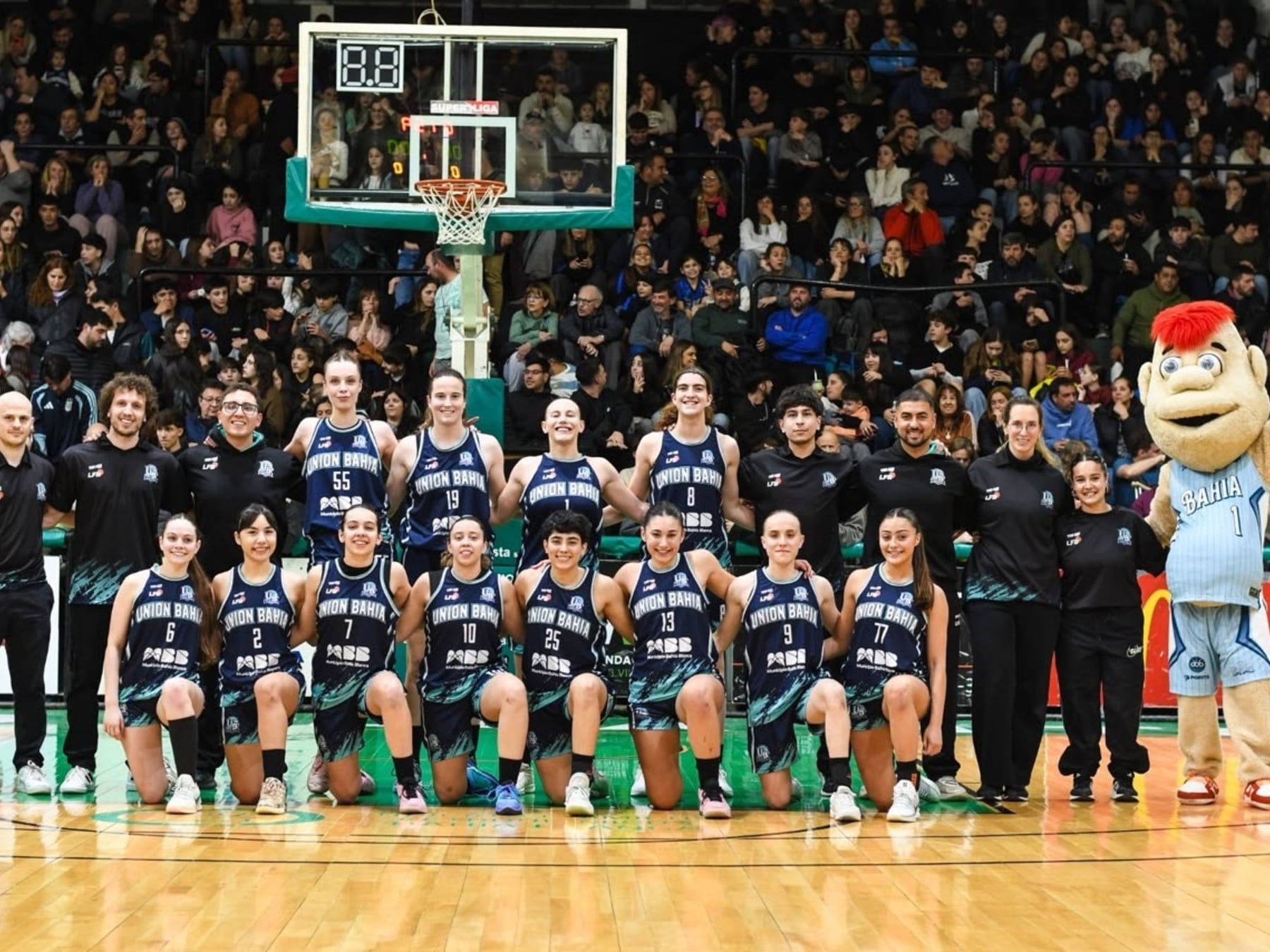 Bahía Blanca y el básquet: cuatro décadas después, vuelve a la primera fila, esta vez con faldas