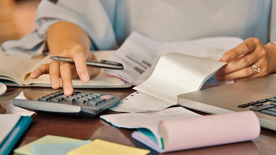 La mora de las familias trepó a 12,81% en agosto y casi duplica el registro de 2025