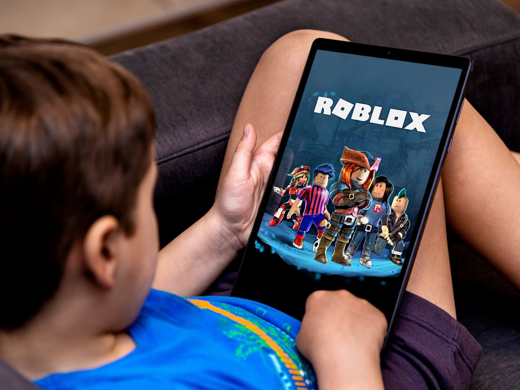 Roblox cumple veinte años y abre un debate que excede la pantalla: qué saber antes de prohibir o dejar entrar
