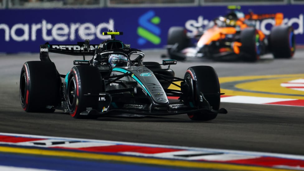 Mercedes metió mano al W17 y se cruzó el océano con la ilusión bajo el brazo