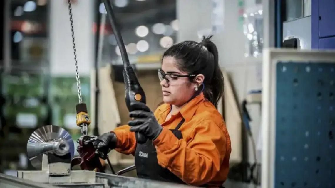 El EMAE de agosto dejó a la economía a medio camino del rebote que todos esperaban