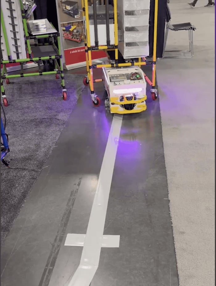 Intel ganó tiempo para seguir usando robots extranjeros en sus fábricas de chips