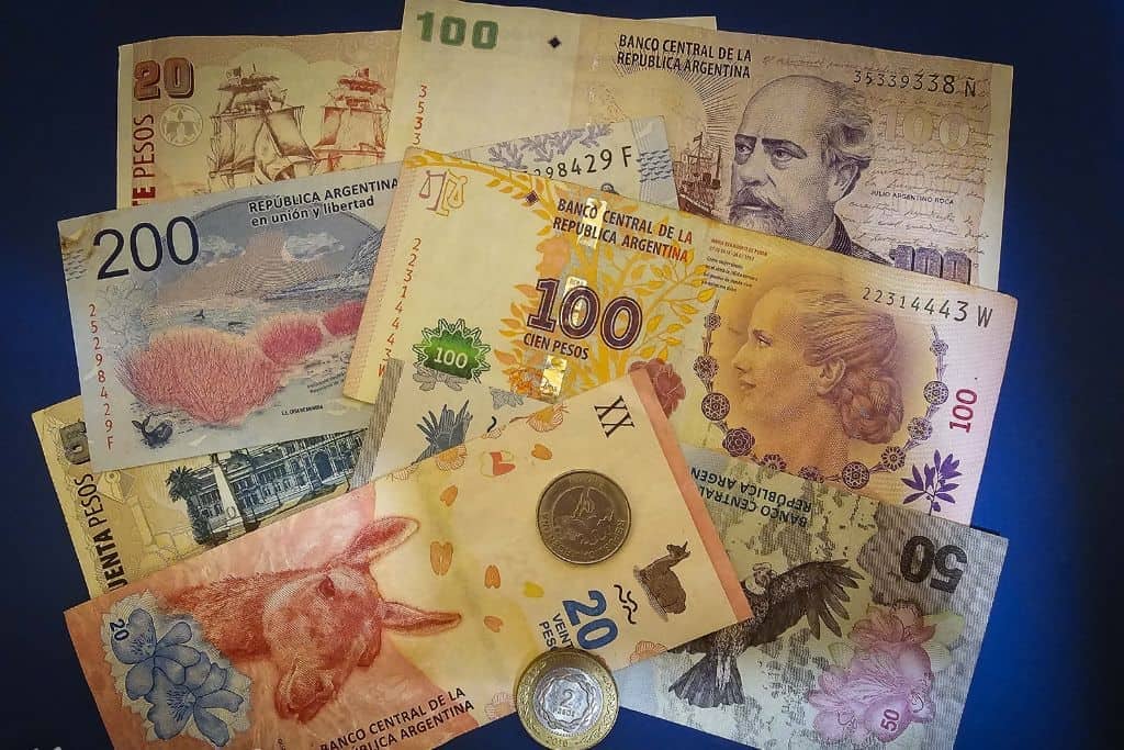 El dólar oficial abre la semana estable y la inflación mensual llega al 1,9%